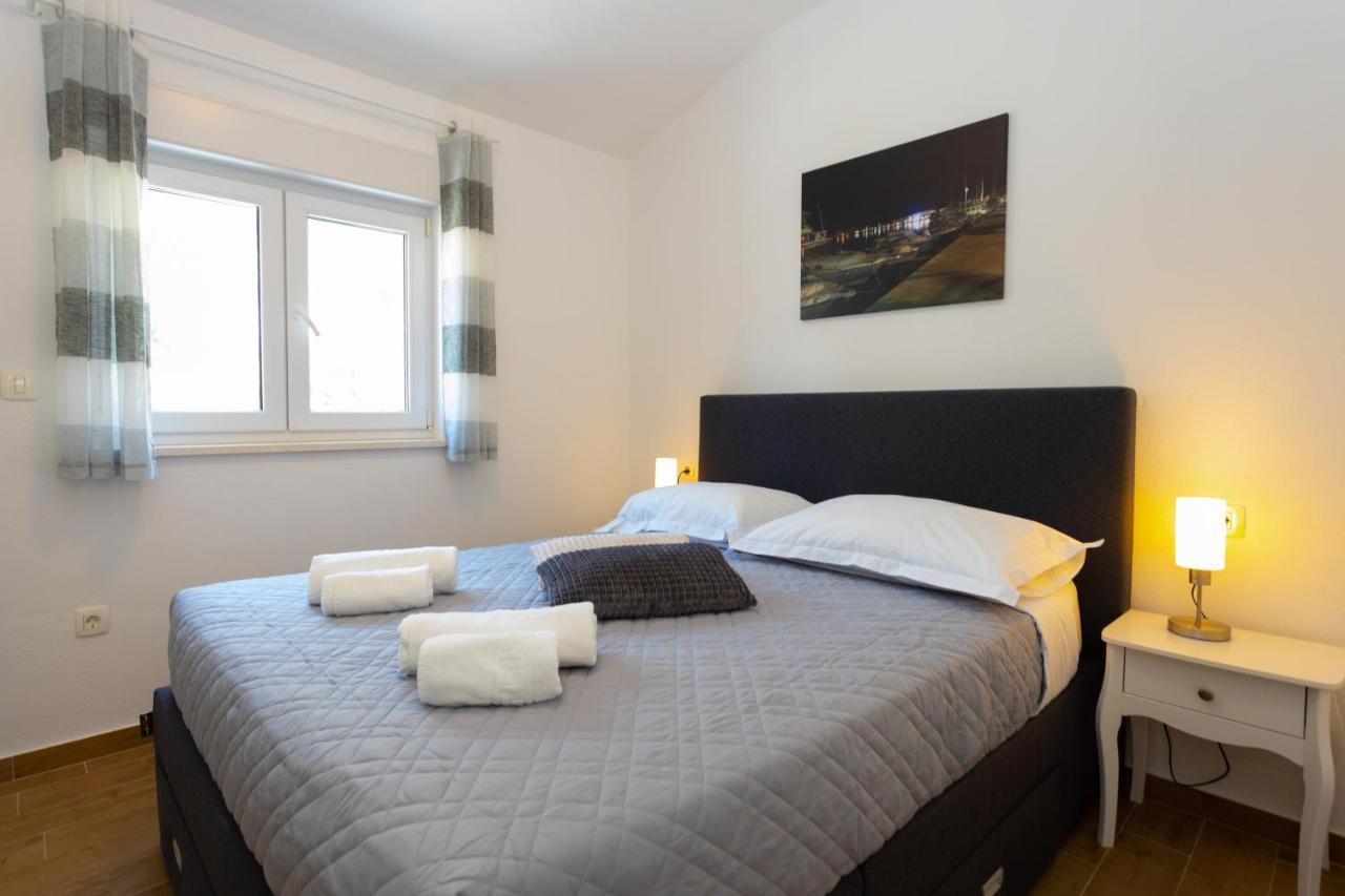 Apartments Jasa Deluxe Makarska Exterior foto