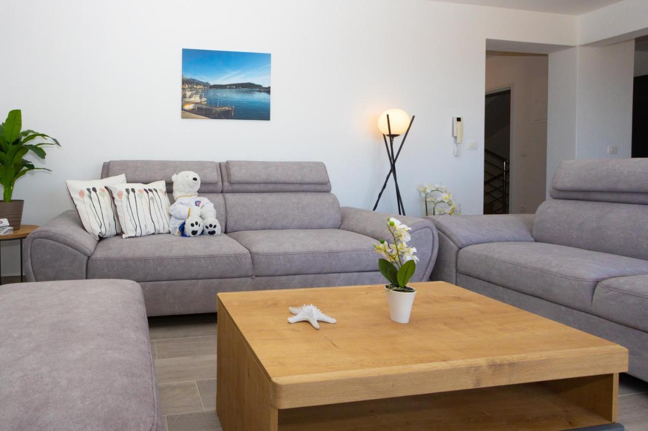 Apartments Jasa Deluxe Makarska Exterior foto