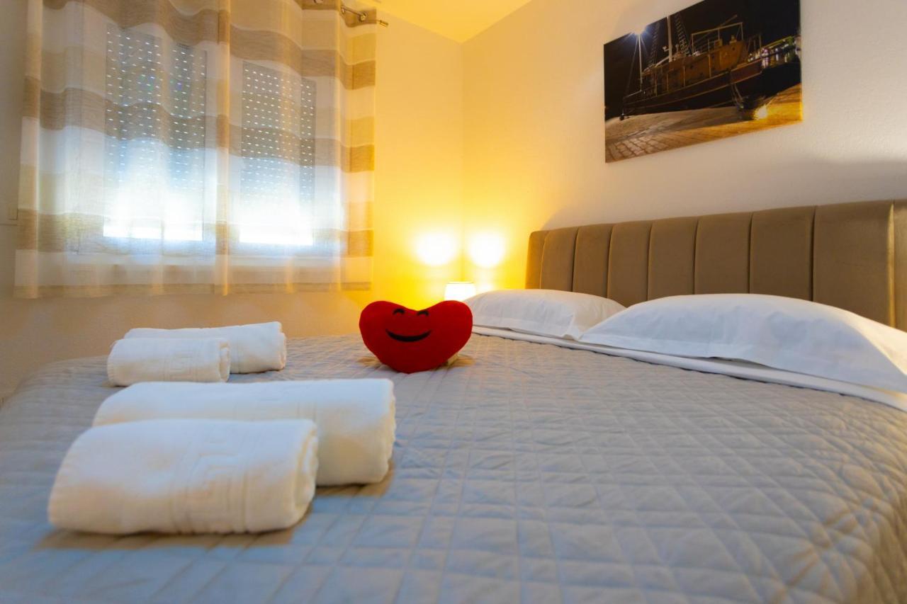 Apartments Jasa Deluxe Makarska Exterior foto