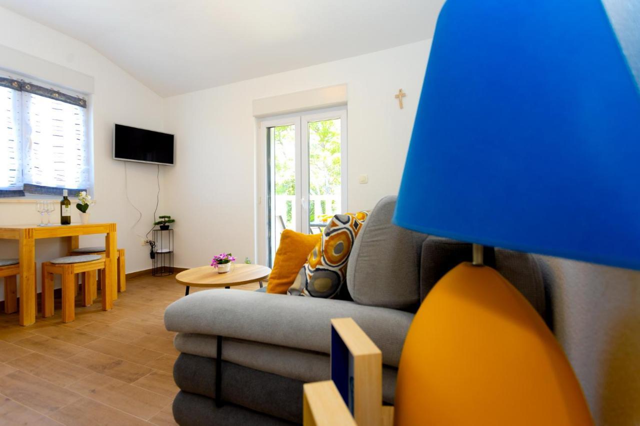 Apartments Jasa Deluxe Makarska Exterior foto
